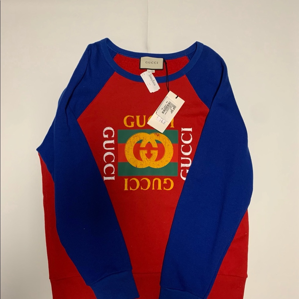 Authentic NWT Gucci Sweatshirt (unisex)
